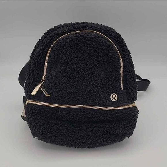*Sold*Lululemon Fleece"Rare"mini backpack& variety Crossbody bags, NWOT - Picture 6 of 10